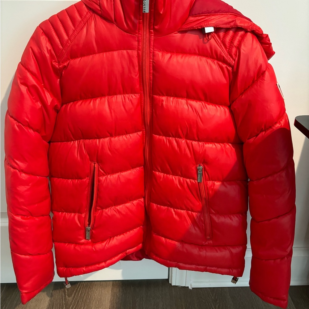 NWT GUESS Women’s HOODED PUFFER JACKET RED Size S